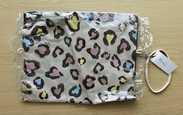 니나뮤우 레오파드 무늬 나일론 핸드백