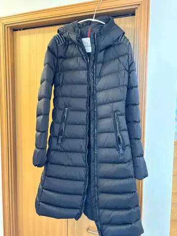 새상품급 Moncler 블랙 롱 다운 자켓