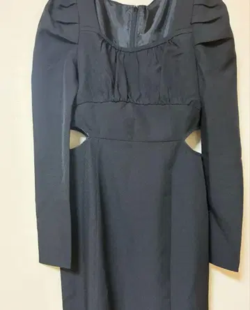 리젝시 컷 아웃 머메이드 원피스