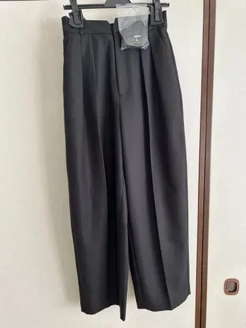 블랙 와이드 팬츠 하이웨스트