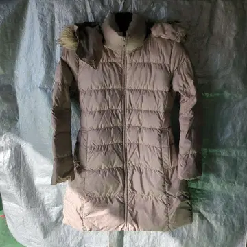 후드 부착 베이지 다운 자켓 XL 유니클로