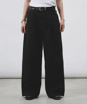 adoon plain 턱 헤링본 와이드 팬츠