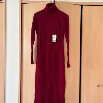 캐시미어 터틀넥 니트 원피스 L
