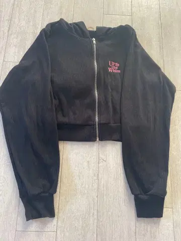 ZIP 숏 로고 후드티