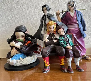 제일복권 귀멸의 칼날 피규어 세트 탄지로 무잔 텐겐 렌고쿠 네즈코