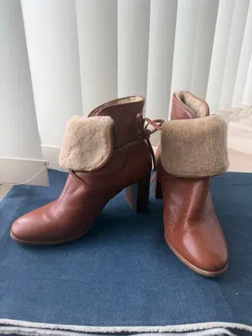 [로트르쇼즈] 브라운 가죽 퍼 부츠