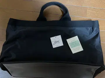 YURIE NITANI 나일론 토트백 블랙 도트 무늬