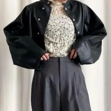 ROUND SHORT SYNTHETIC LEATHER JACKET