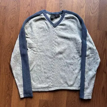00s Armani Exchange V넥 울 니트 아르마니