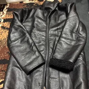 H&M 블랙 가죽 자켓 M 사이즈