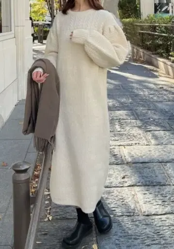 24AW favclo 복슬복슬 볼륨 슬리브 니트 원피스 아이보리