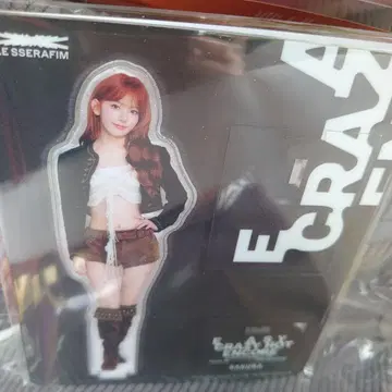 LE SSERAFIM 사쿠라 도쿄돔 아크릴 스탠드