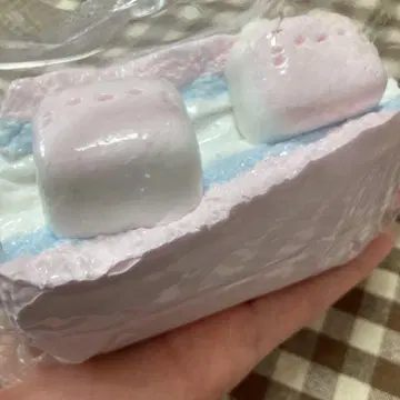 물 느낌 파스텔 컬러 고양이 샌드 스퀴즈