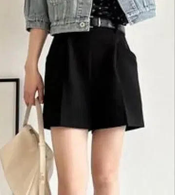 릴리 브라운 LilyBrown 숏팬츠