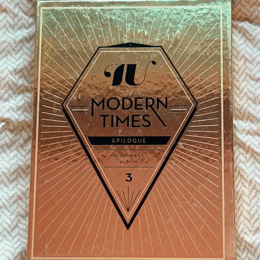 K-POP・アジア Modern Times IU Vol.3 Epilogue Repackage K-POP