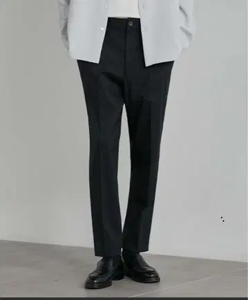 UNITED TOKYO 사이드 밴딩 앵클 슬랙스