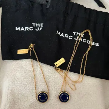 [ 미사용 새상품 ] MARC JACOBS 네이비 목걸이 팔찌