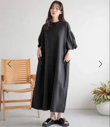 블랙 벌룬 슬리브 롱 원피스