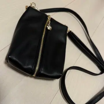 MARY QUANT 숄더백