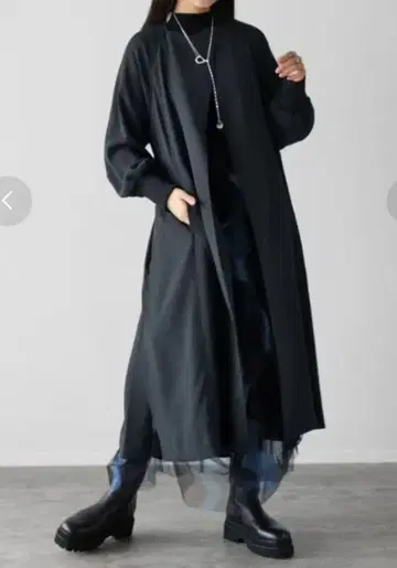 택 포함 새상품 라디에이트 퍼프 슬리브 캐주얼 롱 아우터