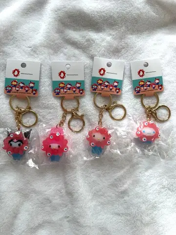산리오 미야쿠미야쿠 클리어 컬러 키링