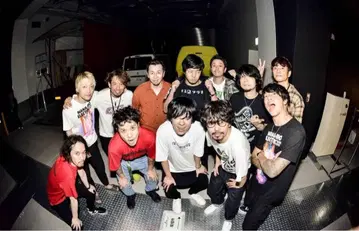 나나이로 일렉트릭 투어 티셔츠 호소미 타케시 ELLEGARDEN