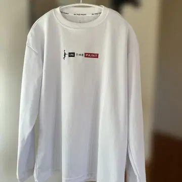 IN THE PAINT 긴팔 티셔츠 화이트 미사용 사이즈 M