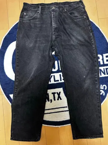 Wrangler 블랙 와이드 스트레이트 청바지