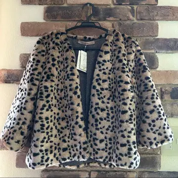 agile 레오파드 무늬 퍼 노카라 자켓 숏 기장 택 포함 M 베이지