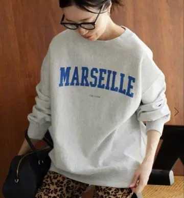 SLOBE IENA [ MARSEILLE 로고 맨투맨 ]