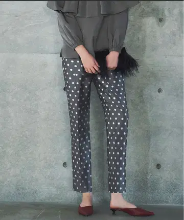 엘프 랭크 그레이 물방울 패턴 팬츠