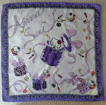 보라색 안나수이 키티 손수건