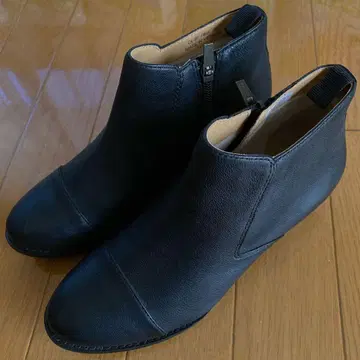 [ 새상품 ] 리걸 숏부츠 블랙 23cm