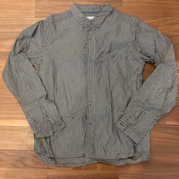 화이트 마운티니어링 옷장 스트라이프 셔츠