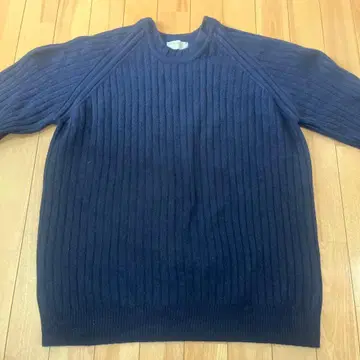 JOHN SMEDLEY 네이비 리브 스웨터