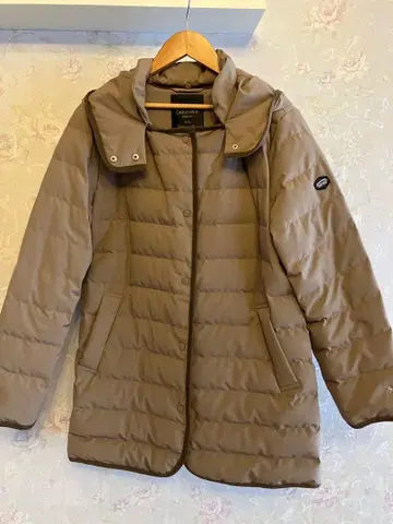 Grand PARK 베이지 다운 자켓 38(M)