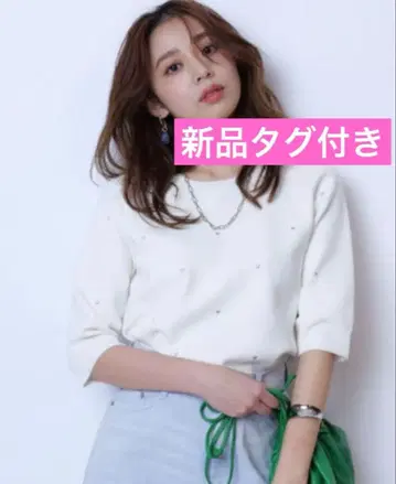 110 [택 포함 새상품] JUSGLITTY 하트 자수 풀오버