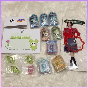 TWICE 굿즈 묶음 판매