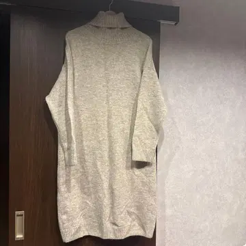 타임세일 금액 돌아옵니다 어반리서치 로쏘 터틀넥 니트 원피스