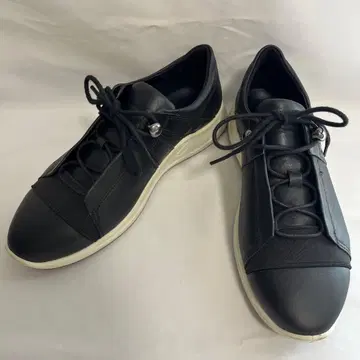 에코 ecco 가죽 스니커즈 FLEXURE RUNNER II 23.5