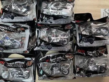 UCC 할리-데이비슨 시리즈 8종