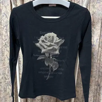 [ 새상품급 ] L'EST ROSE 긴팔 상의 M 사이즈