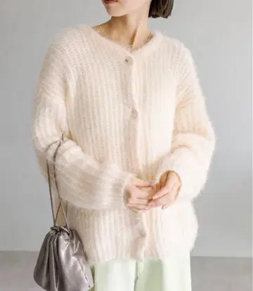 [ 새상품급 ] mystic 미스틱 샤이니 가디건 아이보리