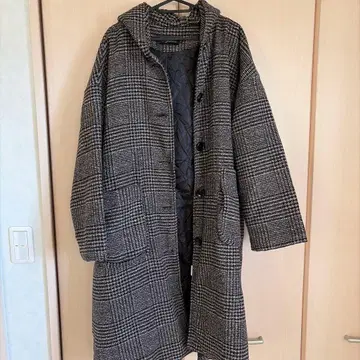 La-gemme 체크 무늬 후드 부착 롱 코트