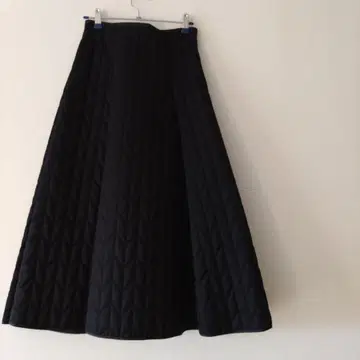 유니온 런치 퀼팅 스커트