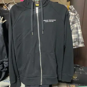 ARMANI EXCHANGE 블랙 후드티