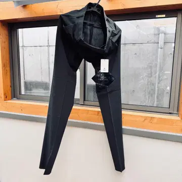 택 포함 새상품 나노 유니버스 나노그래비티 슬랙스 46 다크 그레이