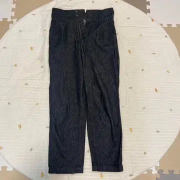 uncrave 앙크레이브 데님 테이퍼드 팬츠 블랙