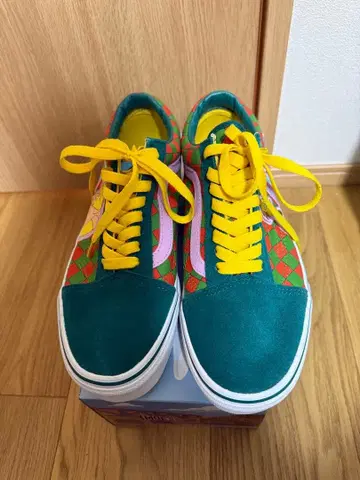 심슨 디자인 스니커즈