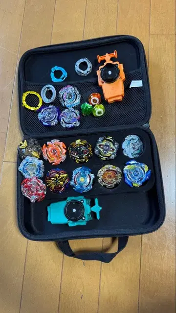 베이블레이드 세트 (케이스, 스타디움 포함)